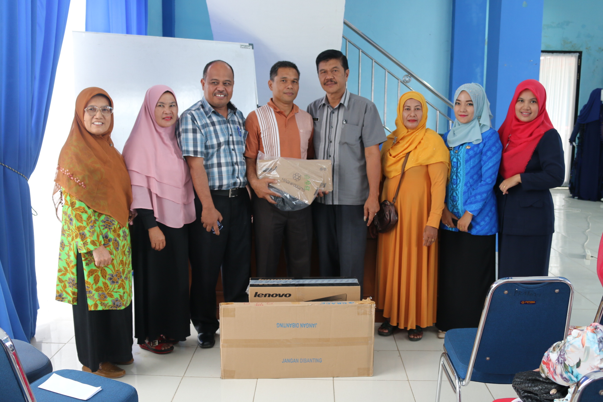 Jual Rendang Di Dunia Maya 